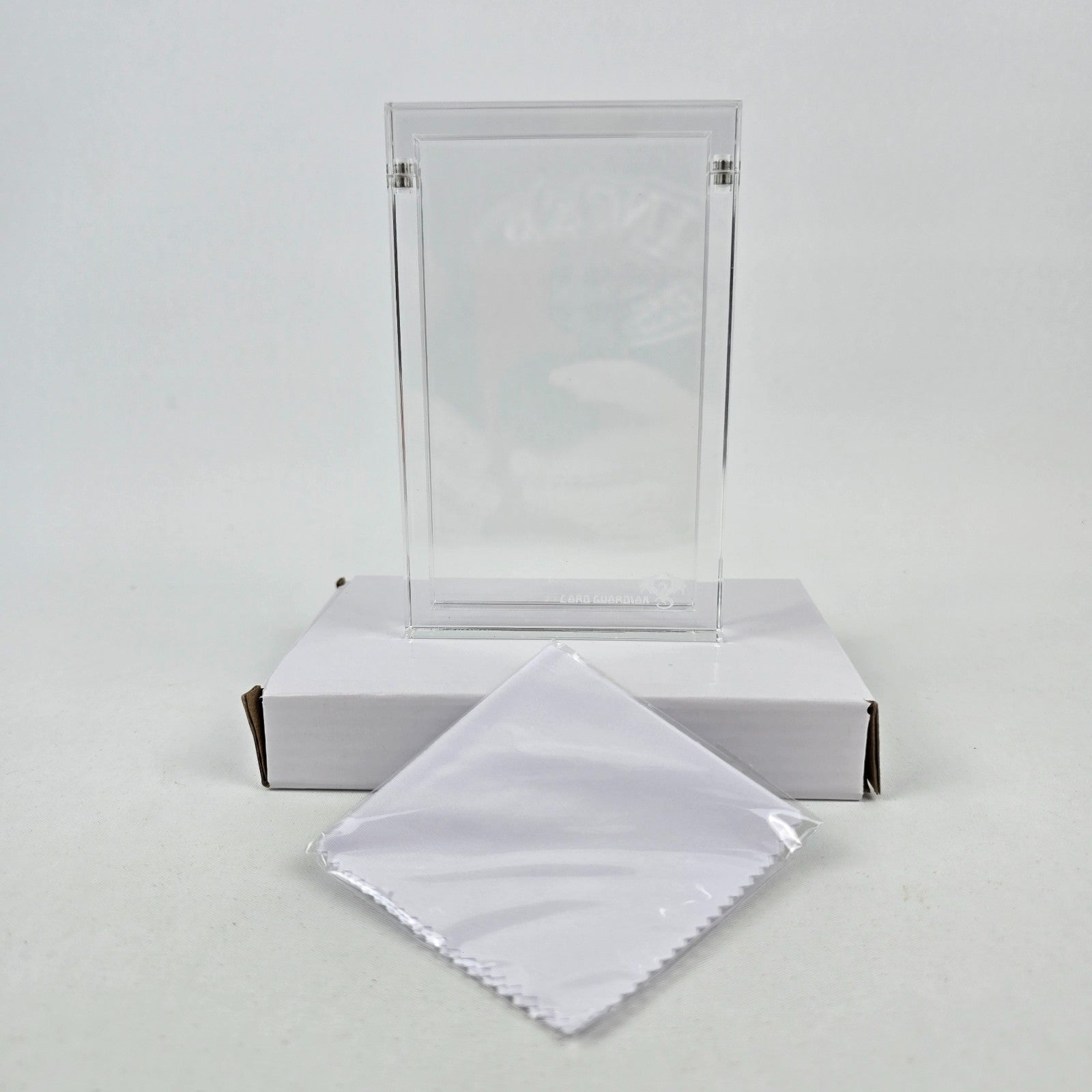 Pokémon Paradox Rift Booster Pack + Card Guardian Acrylic Case (Sealed)